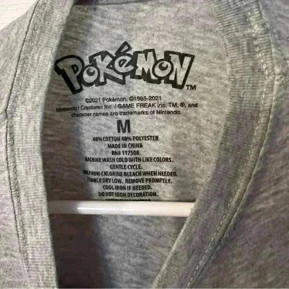 Pokémon Pikachu Long Sleeved T Shirt Youth Medium - Picture 4 of 4